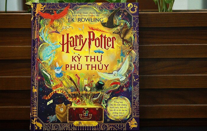 Harry Potter - Kỳ Thư Phù Thủy: Bách khoa toàn thư về Harry Potter